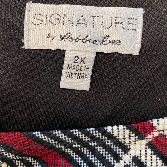 *NWT Signature by Robbie Bee 2X wrap shift dress - Picture 10 of 12